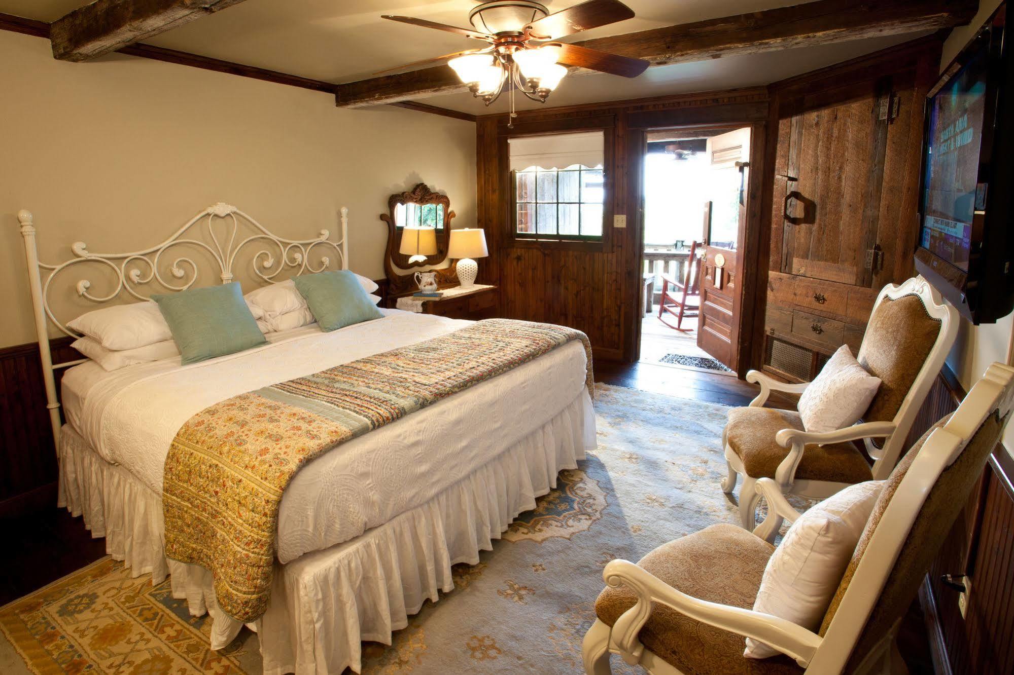 Gruene Mansion Inn Нью Браунфелс Экстерьер фото